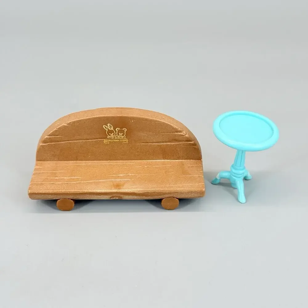 Bandai Lil Woodzeez Maple Town Story Dollhouse Furniture & Cow Family Mixed Lot